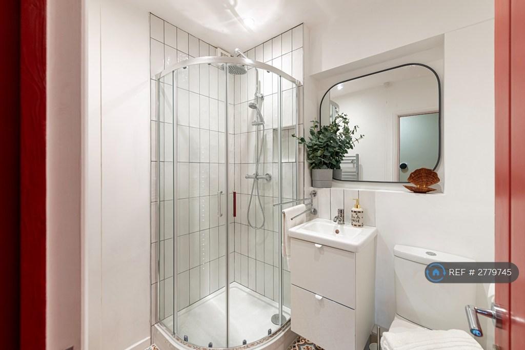 Ground Floor Bathroom