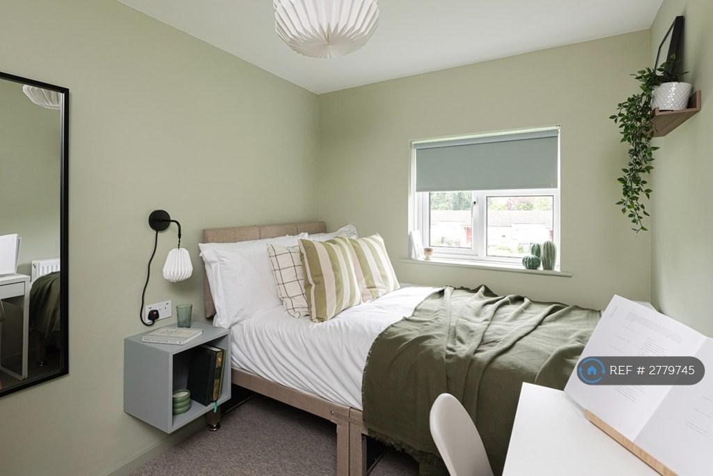 Bedroom 5