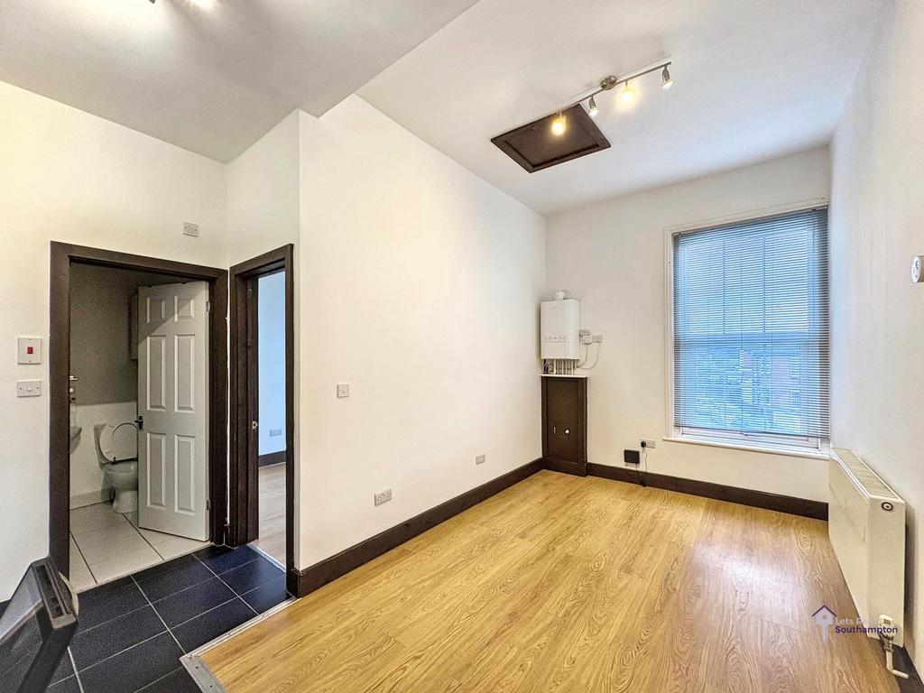 One bedroom shirley road