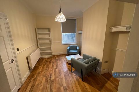 3 bedroom terraced house to rent, Dinorwic Road, Liverpool, L4