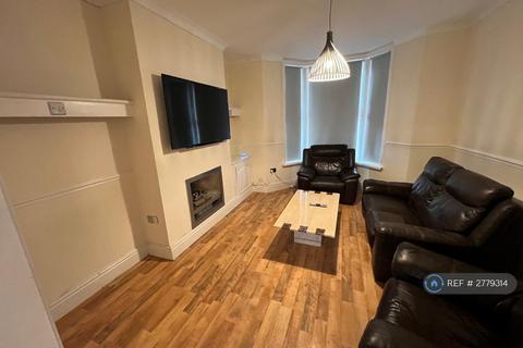 3 bedroom terraced house to rent, Dinorwic Road, Liverpool, L4