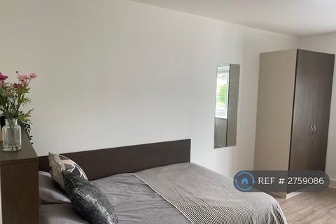 undefined, Neuadd Y Castell, Bangor, LL57