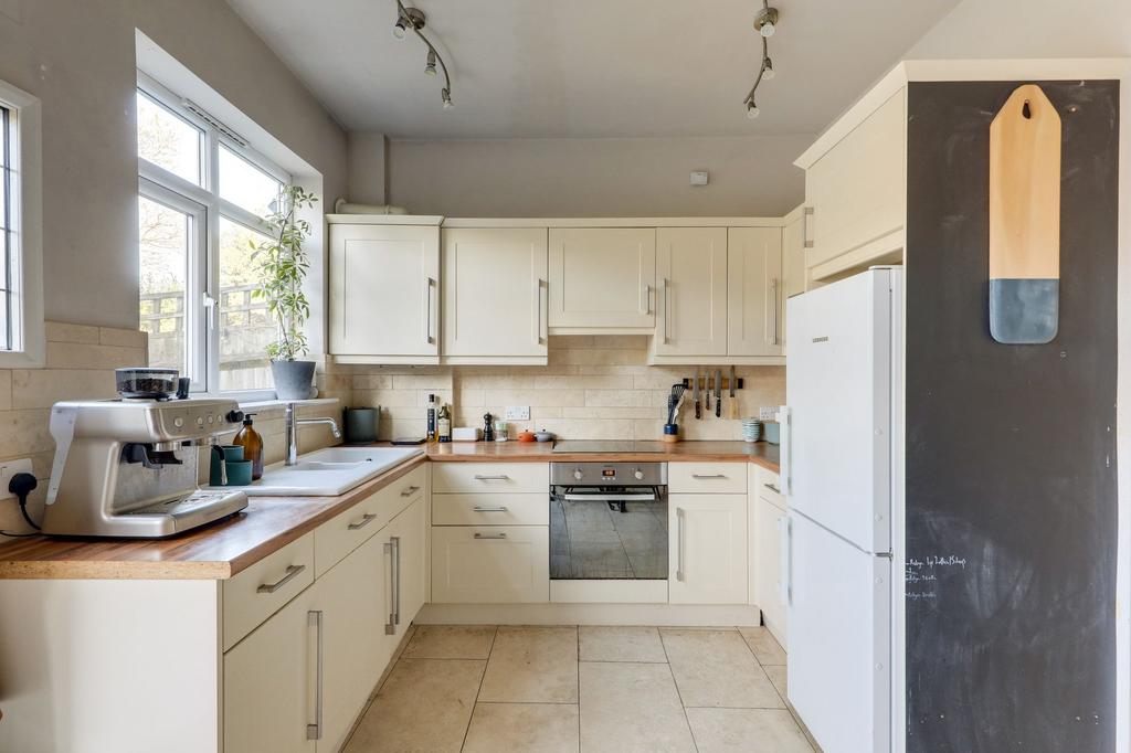 Kitchen & Dining Room