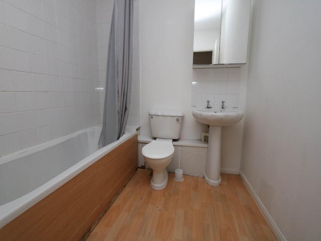 Bathroom WC Shower