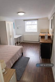 1 bedroom in a house share to rent, Brixton, Brixton, SW2