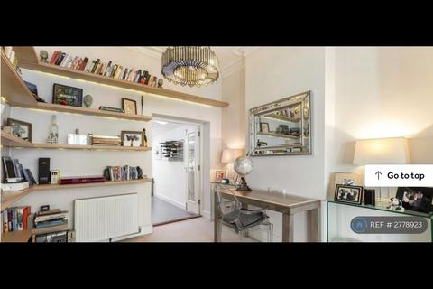 5 bedroom terraced house to rent, Atherton Street, London, SW11