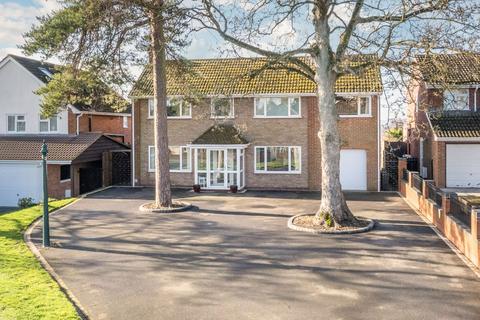 undefined, Silverdale Avenue, Worcester WR5