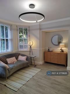 2 bedroom flat to rent, Thurlow Road, London, NW3