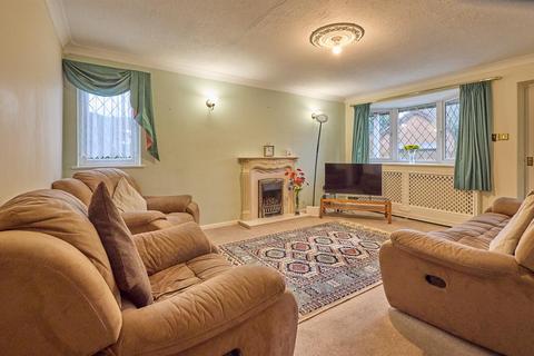 2 bedroom detached bungalow for sale, Lawton Close, Hinckley