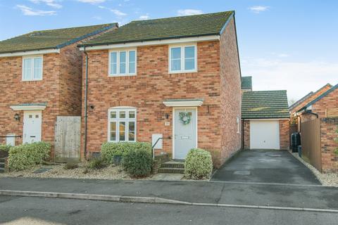 undefined, Clos Ystwyth, Caldicot