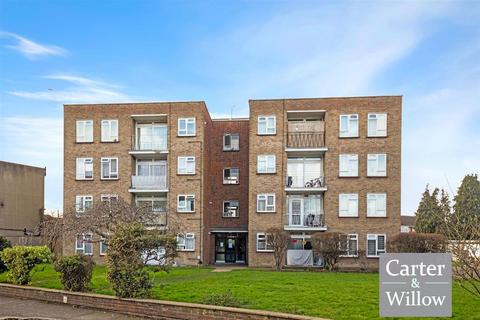 2 bedroom apartment for sale, Longbridge Road, Barking, Essex