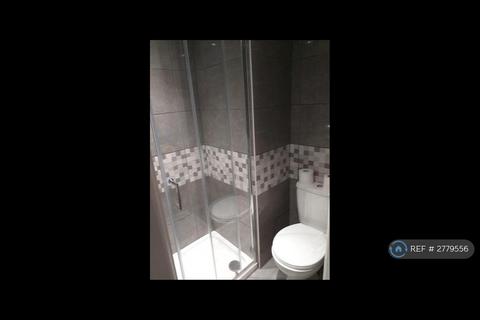 undefined, Hollinwood, Oldham, OL8