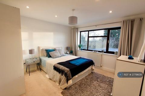 undefined, Silverdale Road, Earley, Reading, RG6