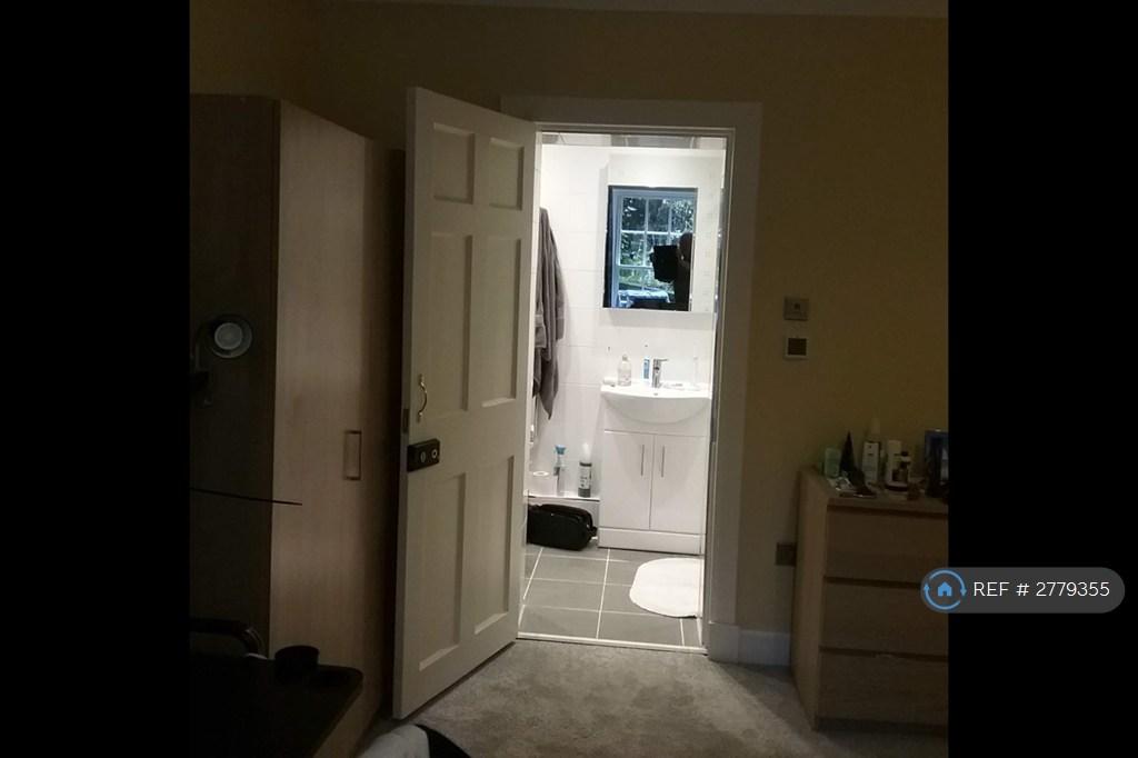 En Suite Shower Room