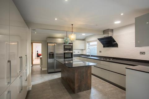 undefined, Middle Hill, Englefield Green, Egham, TW20