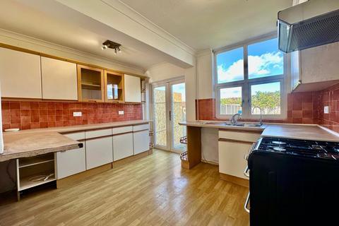 3 bedroom semi-detached house for sale, Westleigh Gardens, Edgware, HA8
