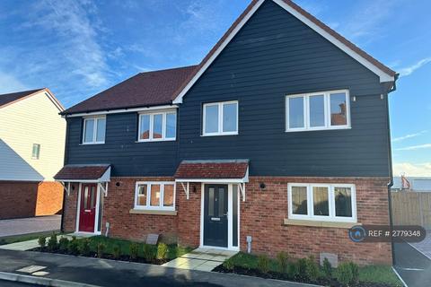 3 bedroom terraced house to rent, Maude Close, New Romney, TN28