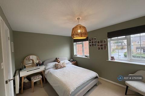 1 bedroom flat to rent, Ashdown Way, London, SW17