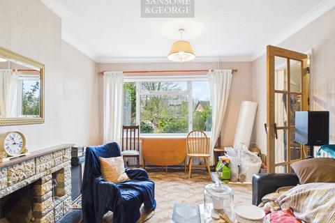undefined, The Dell, Kingsclere, Newbury, Hampshire, RG20