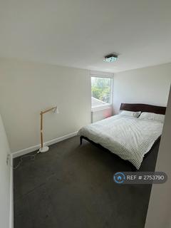 2 bedroom flat to rent, High Cross Road, London, N17