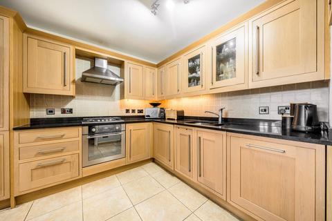 2 bedroom maisonette for sale, Amsterdam Road, London E14