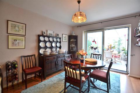 undefined, Albany Road, Fleet GU51