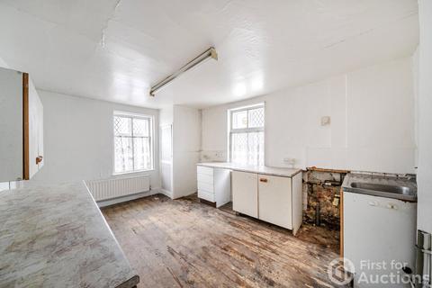 undefined, Portsmouth Road, Guildford, GU3