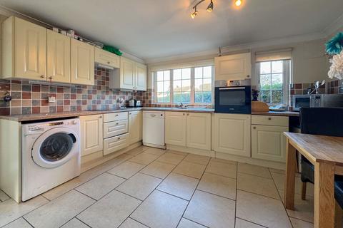 3 bedroom semi-detached house for sale, The Pastures, Cheriton