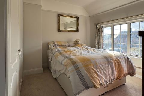3 bedroom semi-detached house for sale, The Pastures, Cheriton