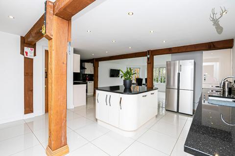 undefined, Tysea Hill, Stapleford Abbotts, Romford, Essex