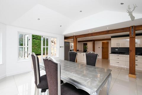 undefined, Tysea Hill, Stapleford Abbotts, Romford, Essex