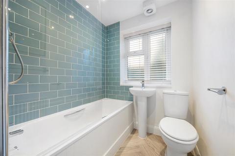 undefined, Avenue Road, Penge, London, SE20