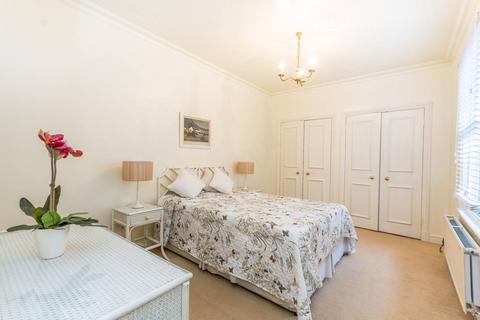1 bedroom flat to rent, Chiltern Street, Marylebone, London, W1U