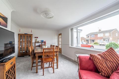 3 bedroom semi-detached house for sale, Bridle Walk, Selby