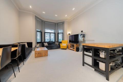 2 bedroom flat for sale, Holland Park Avenue, London W11