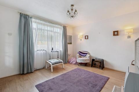 undefined, Ashburnham Drive, South Oxhey, Watford, WD19