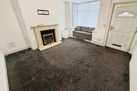 2 bedroom end of terrace house to rent, Coronation Street, Staffordshire ST6