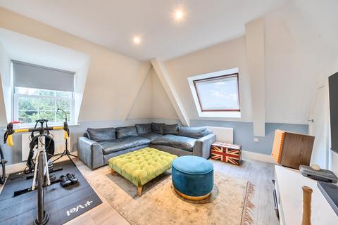 1 bedroom apartment for sale, High Street, Rickmansworth, Hertfordshire