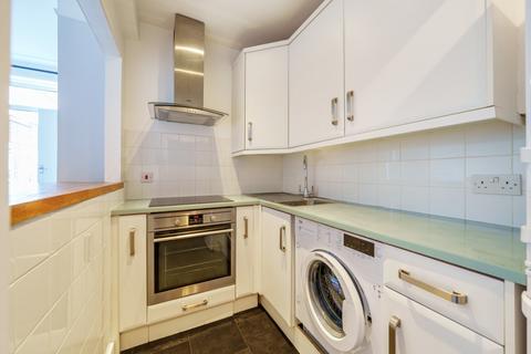 1 bedroom flat to rent, Balham High Road, London, SW17