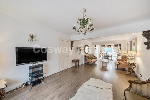 4 bedroom semi-detached house for sale, Worcester Crescent, Mill Hill, NW7