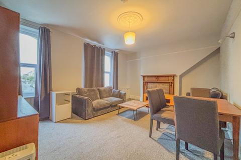 3 bedroom apartment to rent, Wells Road, Bristol BS4
