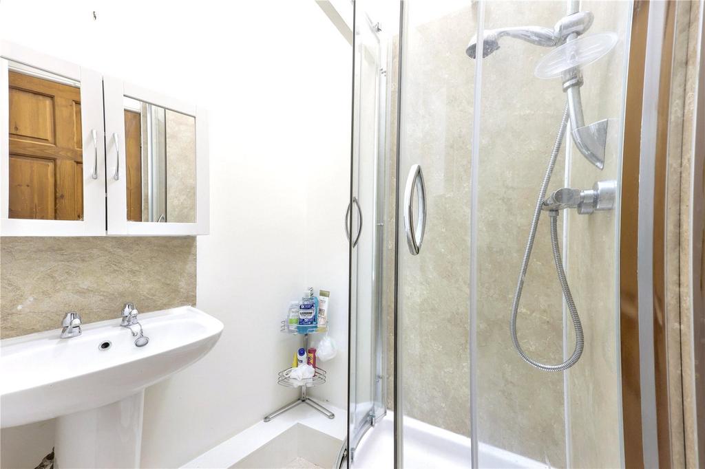 En-Suite Shower