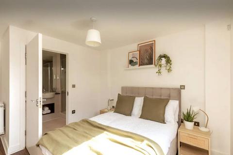 undefined, Howson Court, South Bermondsey, London, SE1