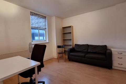 1 bedroom flat to rent, Treadway Street, London, E2