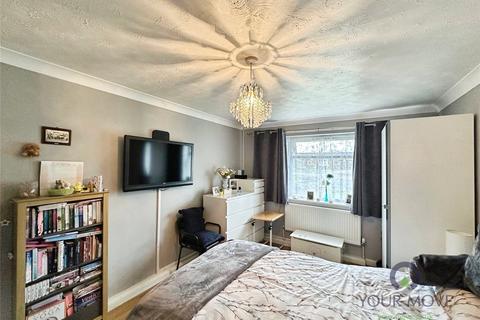 2 bedroom bungalow for sale, Sevenoaks Road, East Sussex BN23