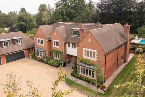 6 bedroom detached house for sale, Grimms Hill, Great Missenden, Buckinghamshire, HP16