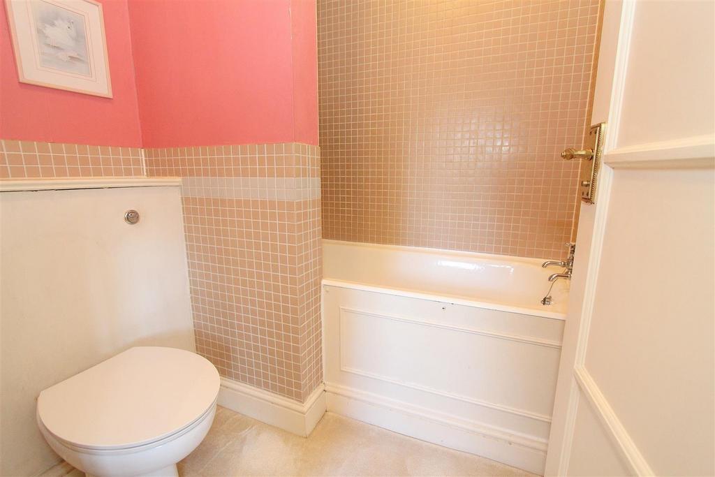 Ensuite.jpg