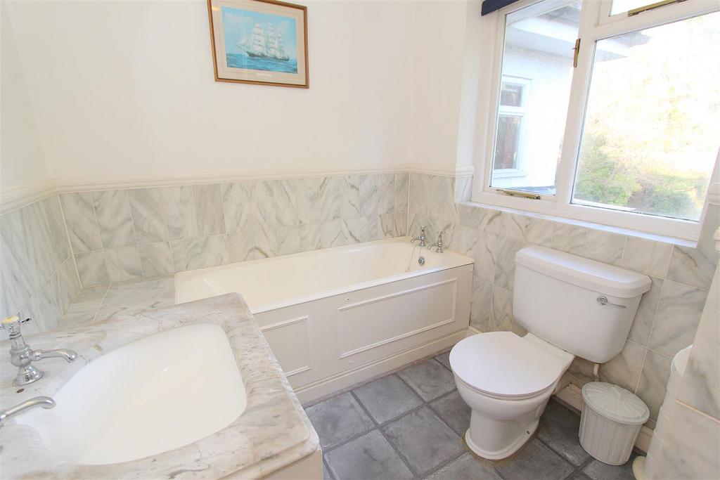 Bath b.jpg