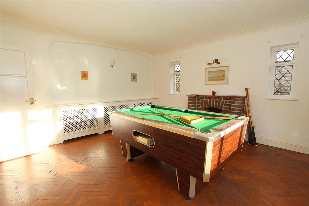 Reception room.jpg