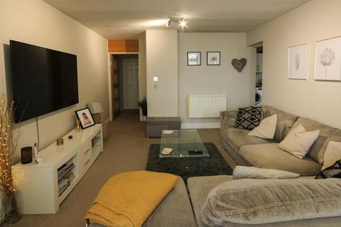 2 bedroom apartment to rent, Les Quennevais Park Flats, St Brelade JE3